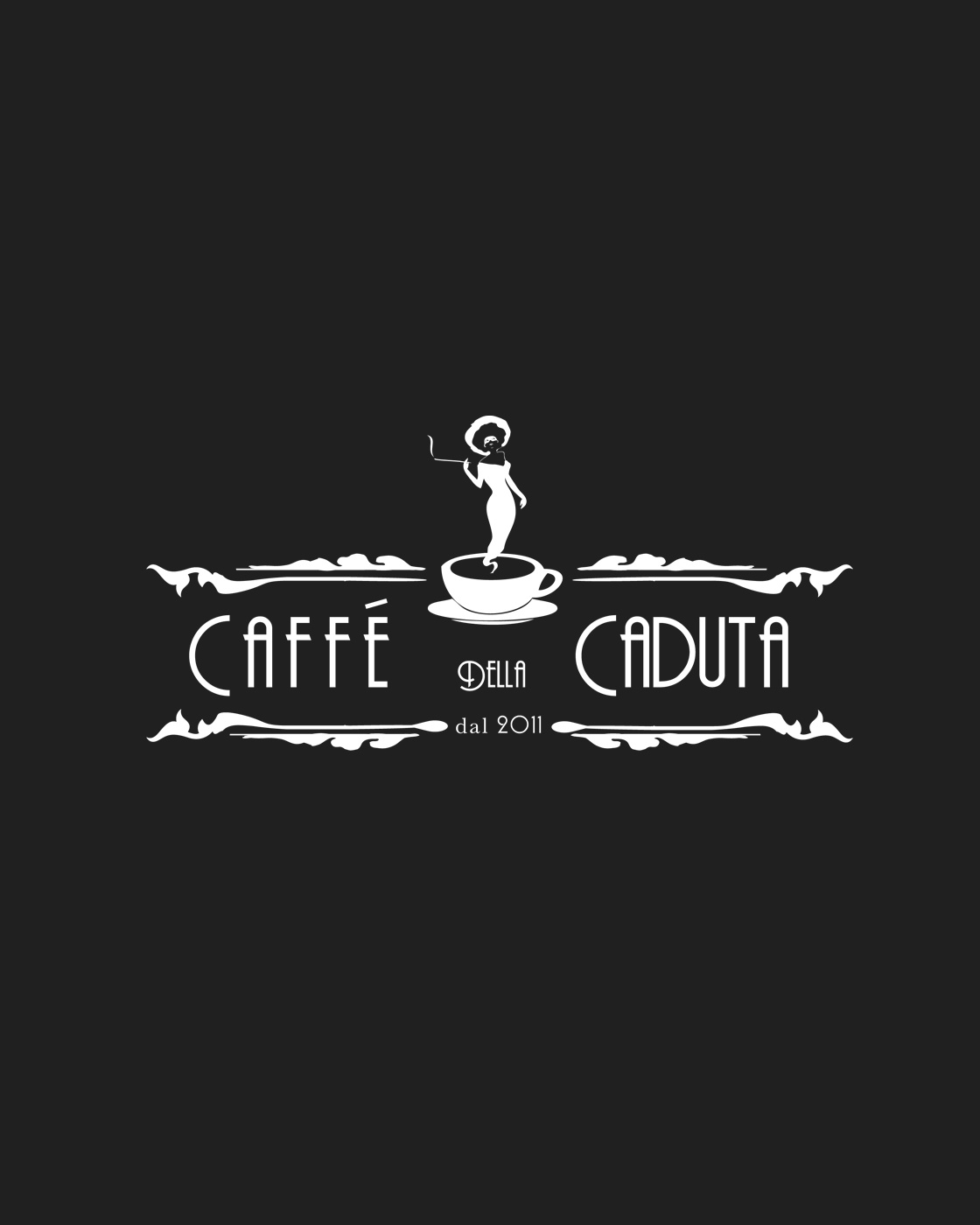 Logo originale del Caffè della Caduta: figura femminile sopra una tazzina e lettering bianco su fondo scuro