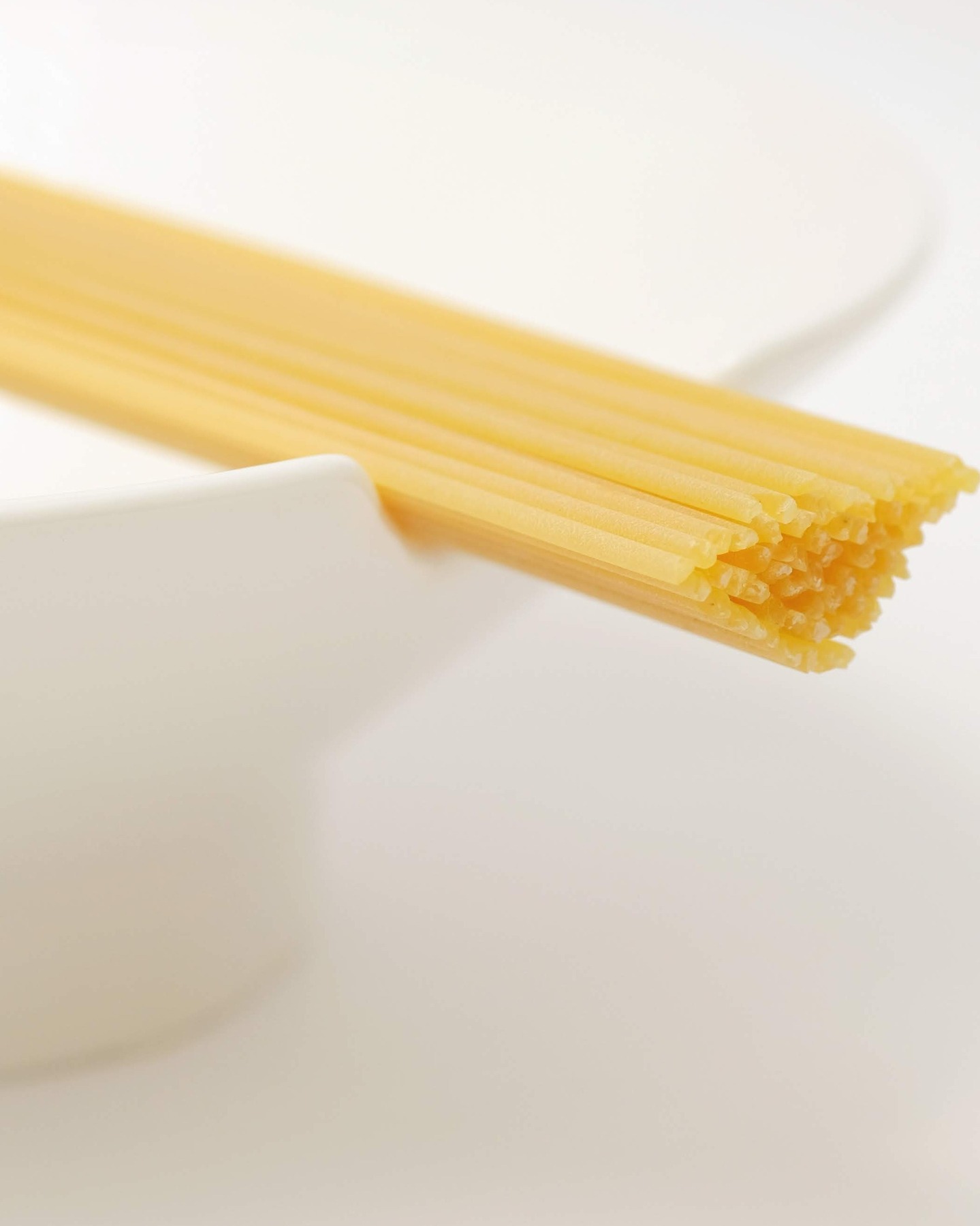 80 Grammi — piatto dosatore per spaghetti in porcellana
